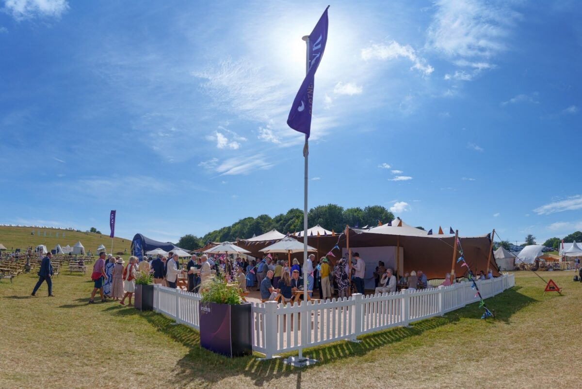 Evelyn tent