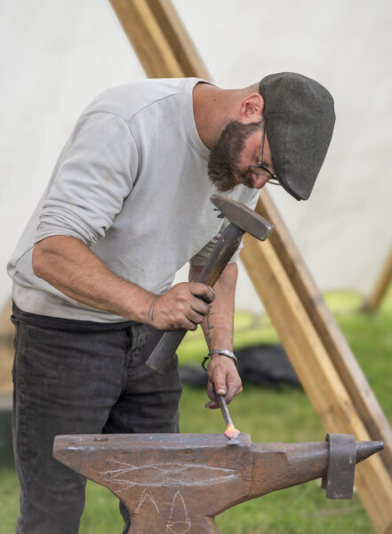 Remaking-History-Living-History-Steve-Chick-SP-Mono_-2-copy-22-441×600-1